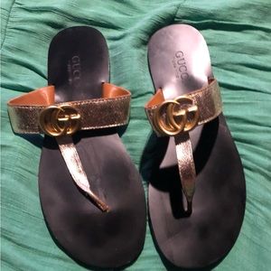 Gold thong fashion sandals